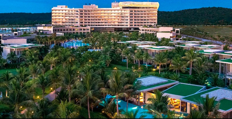 Khách sạn Pullman – (Pullman Phu Quoc Beach Resort)